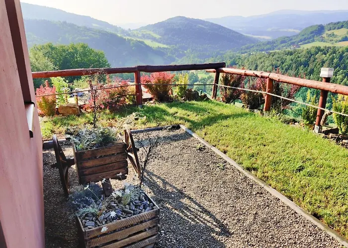 Faron Chalet Rozdziele